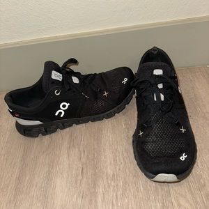 On Cloud X 3 Sneakers Size 7.5 Black Swiss Engineering Athletic Running Shoes